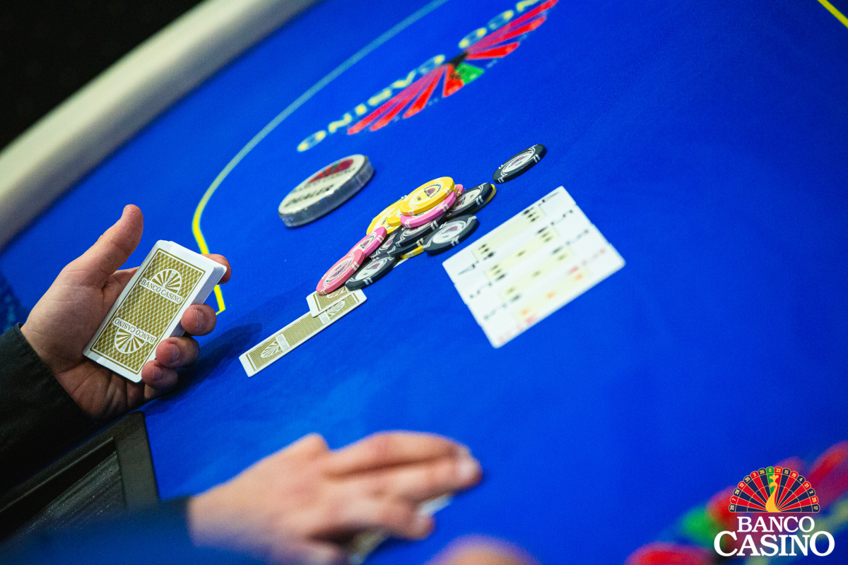 Main Event SOPC € 250.000 GTD im Banco Casino startete mit dem ersten Tag 1A!