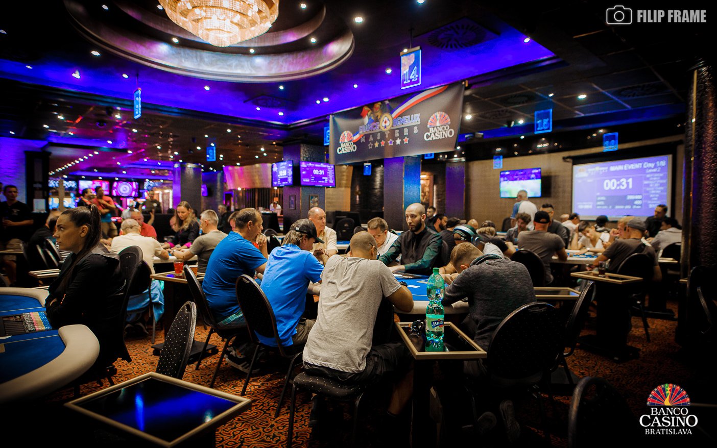 France – Benelux Masters 150.000€ GTD – 1B: Ďalších desať hráčov postúpilo do Day 2!