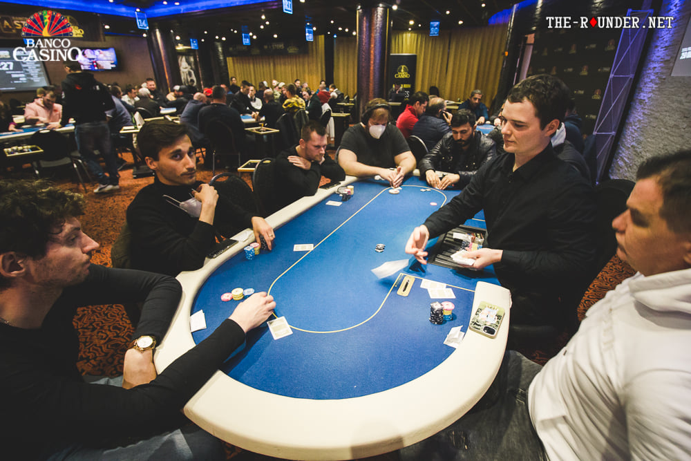 Banco Casino Masters 250.000€ GTD – 1B: Sedemnásť hráčov postúpilo do Day 2!