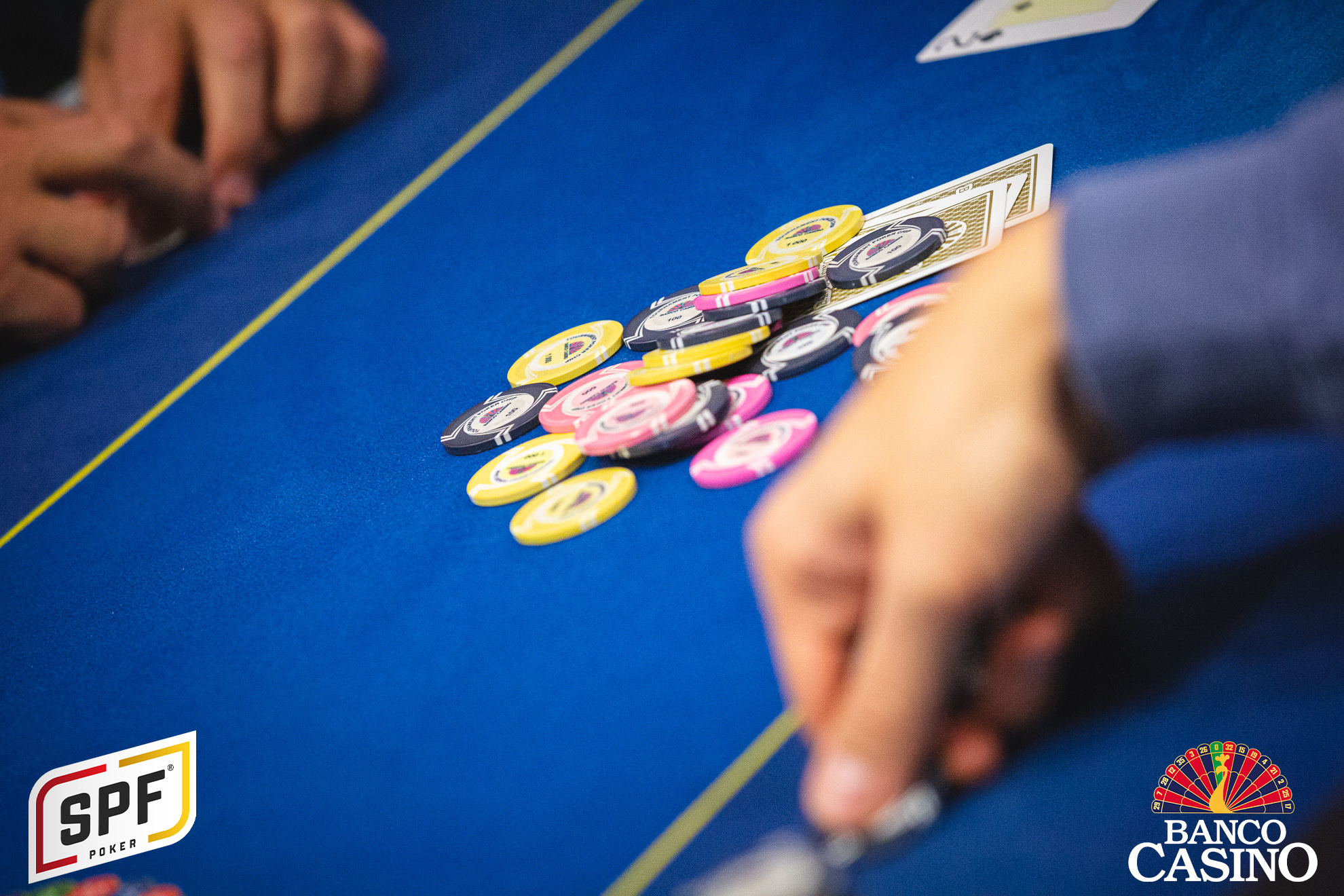 SPF MAIN EVENT 300,000€ GTD: OVERLAY 48,000€ AND THE LAST CHANCE TO ADVANCE STARTS FROM 10:00 AM!