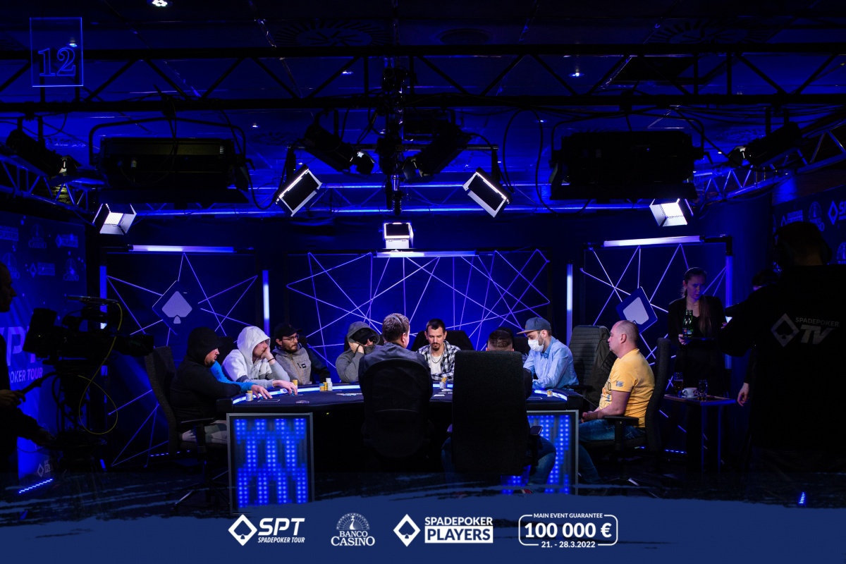Spade Poker Tour ME 100.000€ GTD – Day 2: V hre zostáva posledných 8 hráčov a na šampióna čaká odmena 21.369€ 